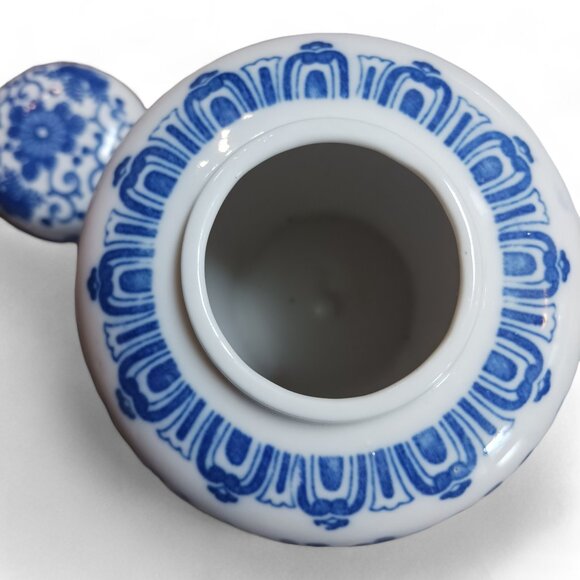 Vintage 1950s Japanese Cobalt Blue Flying Phoenix Ginger Jar with Lid – Ceramic - Picture 8 of 11